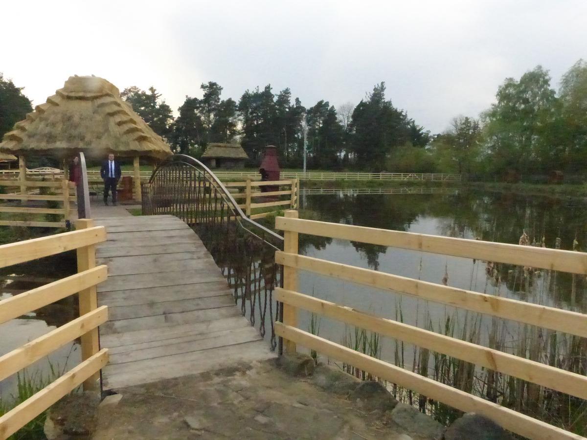 לינה וארוחת בוקר Wisznice Karczma Goralska מראה חיצוני תמונה